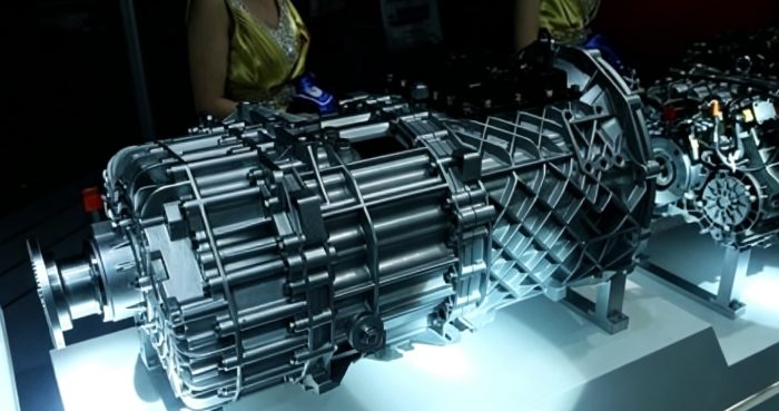 Genuine Shacman truck gearbox parts for heavy-duty maintenance