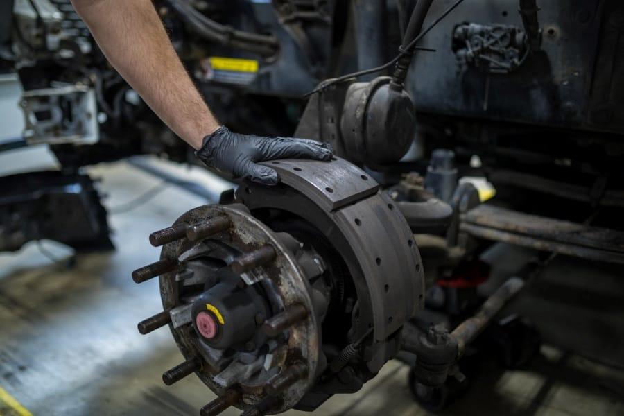 Routine Maintenance of Truck Brakes